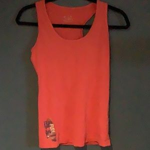 Camisole de chez Sim couleur orange saumon